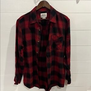 Field & Stream Red and Black Plaid Casual Shirt
